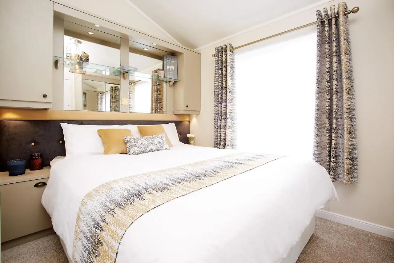 Jjs Lodge Azalea York Holiday home