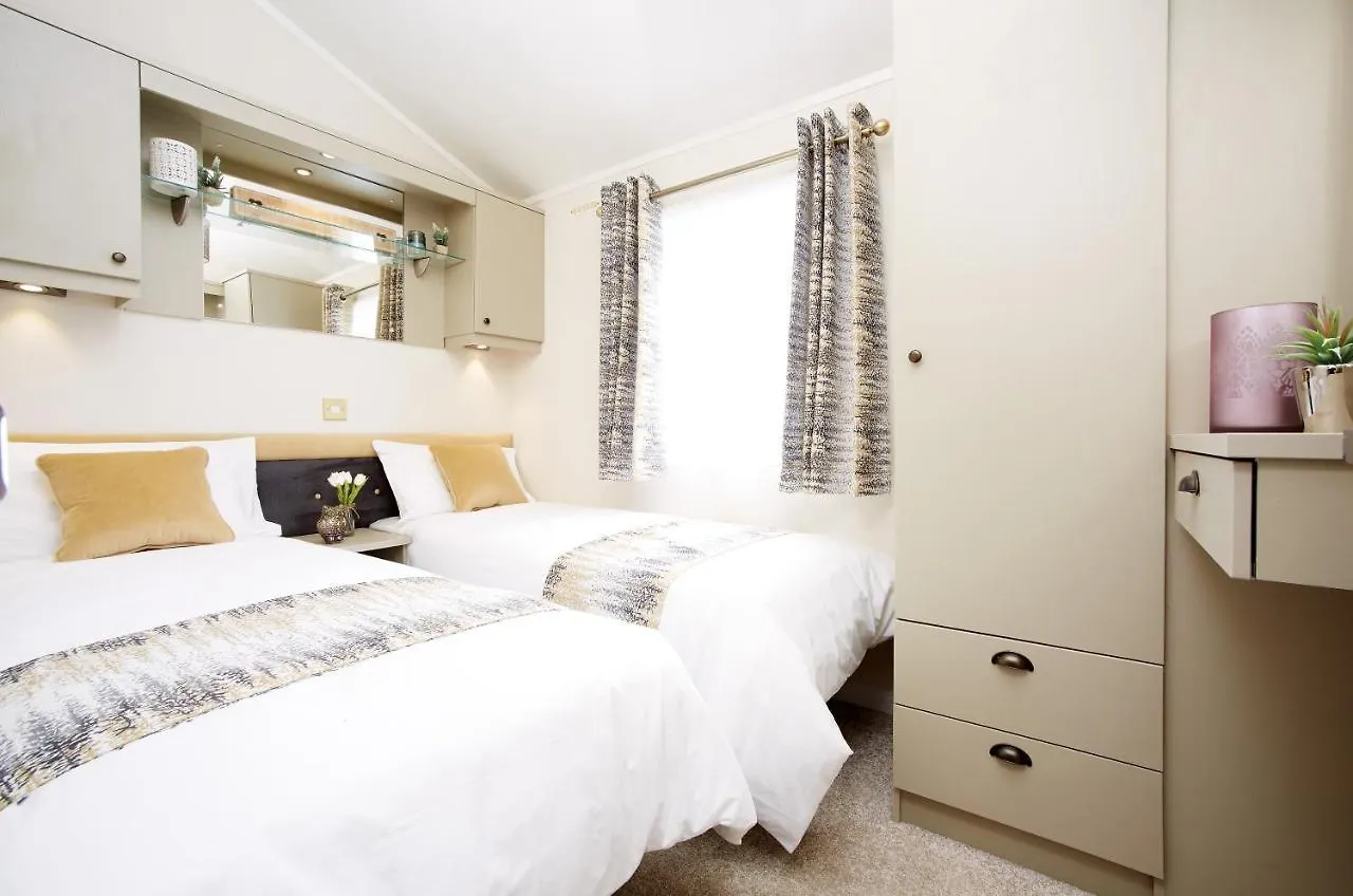 Holiday home Jjs Lodge Azalea York